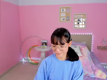 webcam girl little_effy18 today image #2531667
