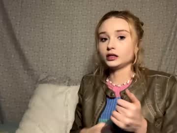 webcam girl princesshannnnn today image #641840