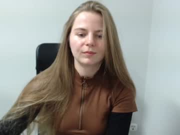 webcam girl andrea_lui today image #1488069
