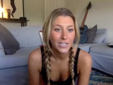 webcam girl addisonvodka today image #1704593