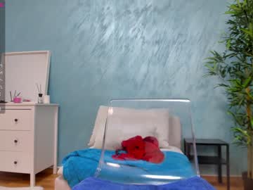 webcam girl bigtits_biggerass today image #1041211