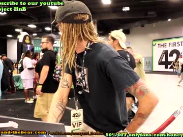 webcam couple honeyand_thebear today image #2681931