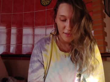 webcam girl highlemonsss today image #1494277