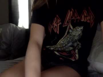 webcam girl emipegbby today image #3960751