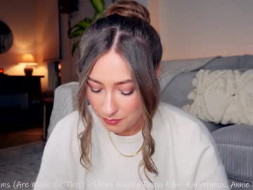 webcam girl x_lily_x today image #3541912