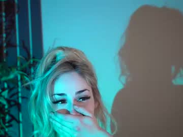 webcam girl artoftease today image #1212415