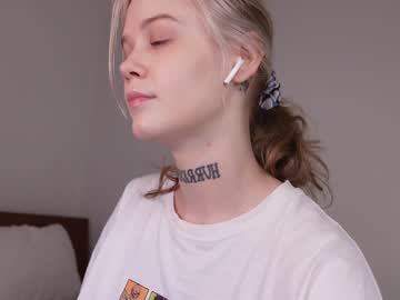 webcam girl tendertainted today image #2735542