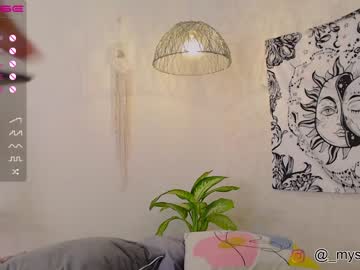 webcam girl grettabenett_ today image #1848638