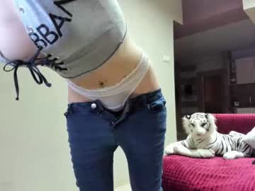webcam girl sofiaandwonderland today image #1095261