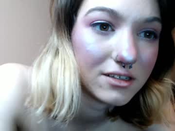 webcam couple roxii_lynn today image #650869