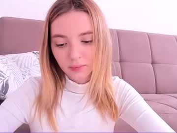 webcam girl olli_ver today image #3100606