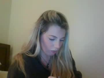 webcam girl miichx00o today image #4064514
