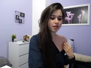 webcam girl camille_iam today image #3409932