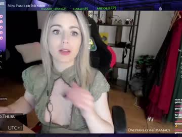 webcam girl kimilee22 today image #3670302