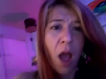 webcam girl wildglitterlioness today image #3988296