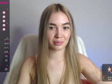 webcam girl yourvirusqueen_ today image #2057776