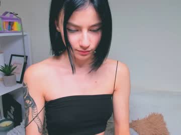 webcam girl gabbi_i today image #129164