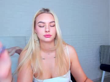 webcam girl 8a8y_nura today image #1737028