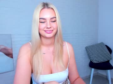 webcam girl 8a8y_nura today image #1643944