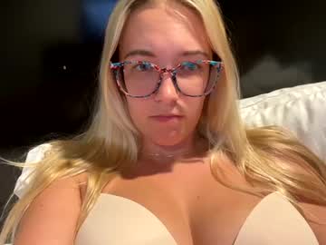 webcam girl mariah95 today image #74067