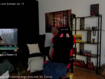 webcam girl kimilee22 today image #1445754