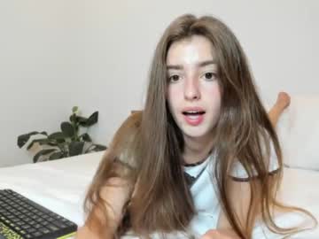 webcam girl coy_amina today image #1423154