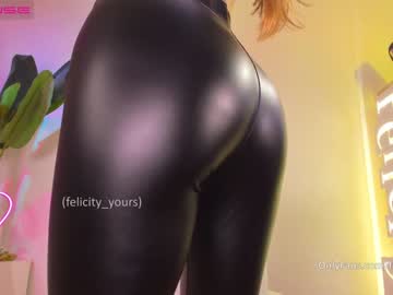 webcam girl felicity_yours today image #971673