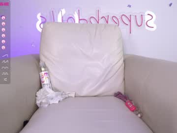 webcam girl princessasiana today image #3553359