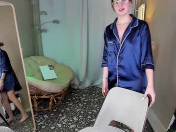 webcam girl zlata_luna today image #504442