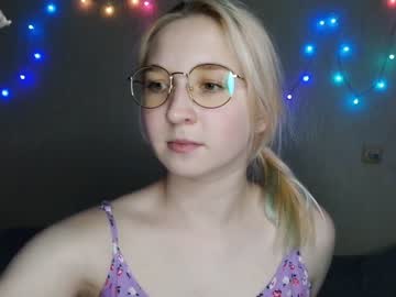 webcam couple cherry_moonn today image #2093684