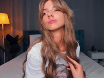 webcam girl tuttyfrutty1 today image #4050090