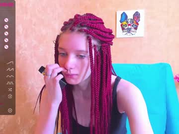 webcam girl cristal_moli today image #3688293
