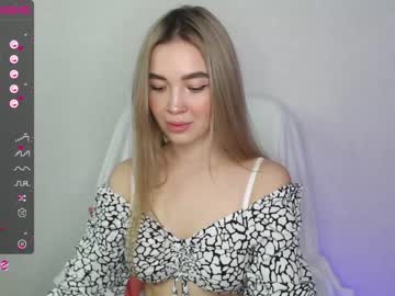 webcam girl yourvirusqueen_ today image #2274008