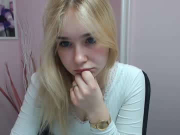 webcam girl lila_page today image #1113040