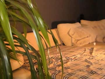 webcam girl linellali today image #2795200