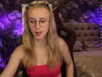 webcam girl angeellina today image #3155623