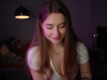 webcam girl strawberryjamx today image #3163067