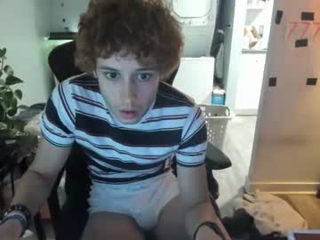 webcam man bashful4200 today image #2826769