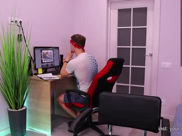 webcam girl crazybabyyy today image #3126102