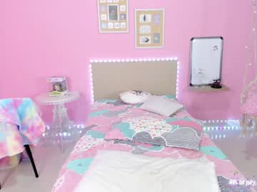 webcam girl little_effy18 today image #2123371