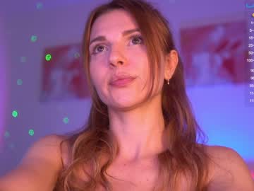 webcam girl sweetkira555 today image #2752343