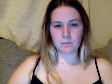 webcam girl tiffanyann5754 today image #3996033