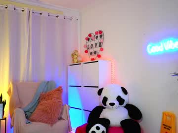 webcam girl angel_danm_milf today image #387943