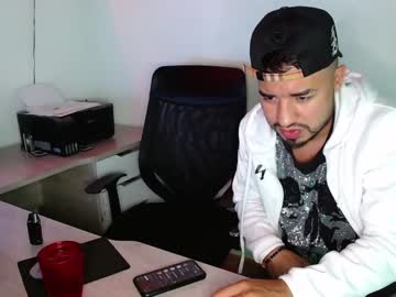 webcam man tommy_jhonn today image #2934672