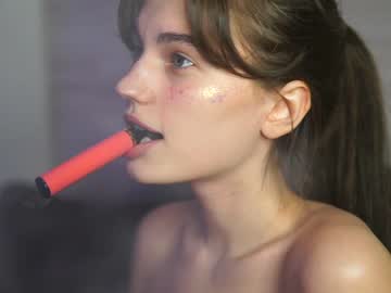webcam girl hoolybunny today image #1051419
