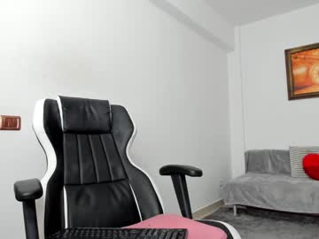 webcam girl _myaa today image #3008192