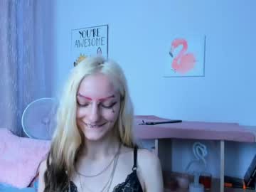 webcam girl erika__lodge today image #2271723
