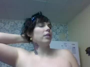 webcam girl relax_dont_do__it today image #833413