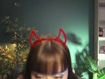 webcam girl ella_knockers_xl today image #1414742