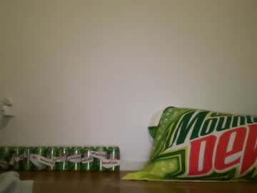 webcam girl mtn_dew_queen today image #127811